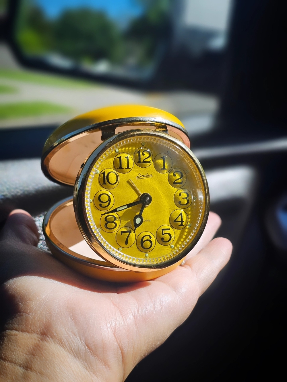 VTG Linden Yellow Compact Travel Alarm Clock